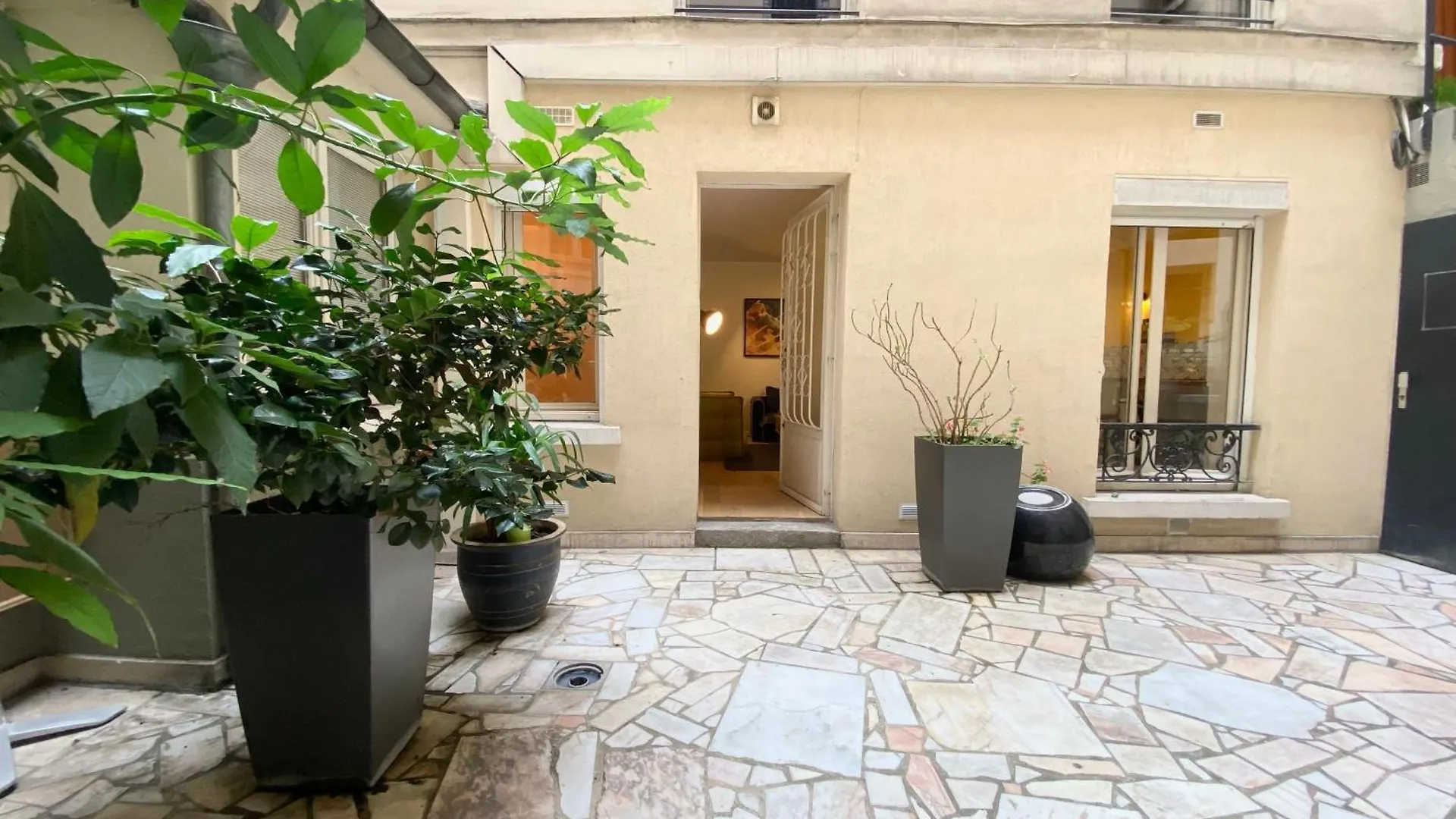アパート Appartement Tres Calme Sur Cour - Cardinet パリ